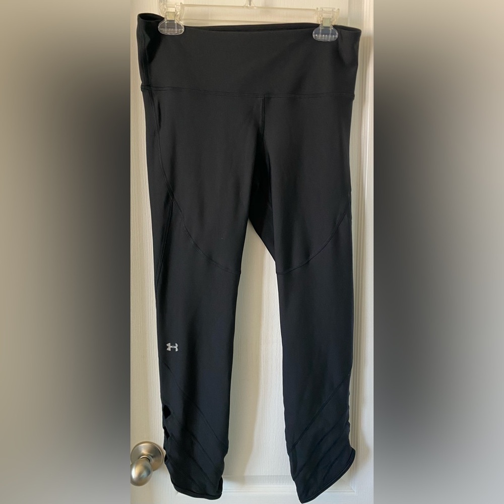 Women’s UnderArmour Heatgear tights size-L